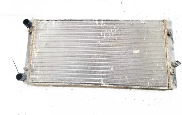 Volkswagen Golf III Coolant radiator