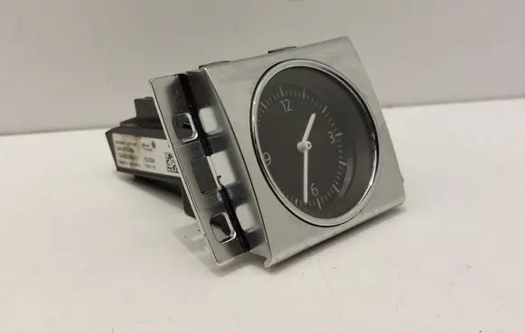 Volkswagen PASSAT CC Clock 3AA919204