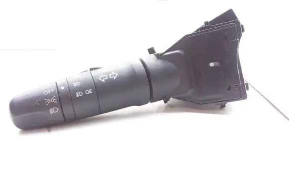Nissan Primera Indicator stalk 25540AV600