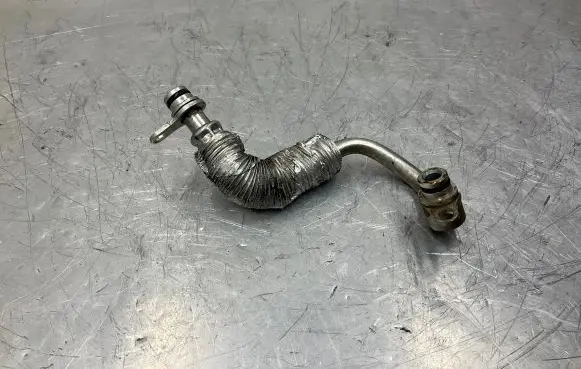 BMW 5 E60 E61 Coolant pipe/hose 7558900