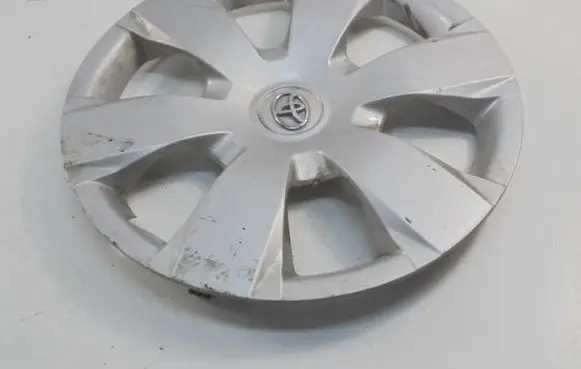 Toyota Avensis Verso Original wheel cap 42602-06010