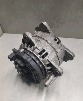 Skoda Superb B6 (3T) Generator/alternator F00M144197