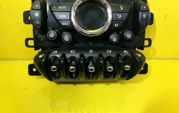 Mini One - Cooper Clubman R55 Climate control unit
