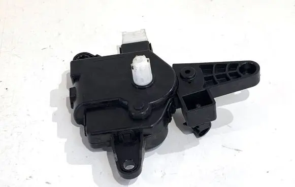 KIA Xceed Air flap motor/actuator EA1F0CDPAA01