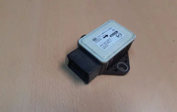 Mazda CX-7 ESP acceleration yaw rate sensor 0265005744