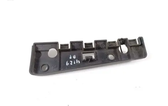 Volvo V60 Fender mounting bracket 31448917
