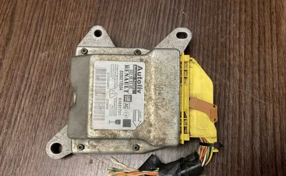 Renault Trafic II (X83) Airbag control unit/module 602869100 8200272534