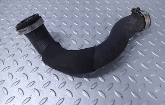 Peugeot 3008 I Intercooler hose/pipe 9673762180