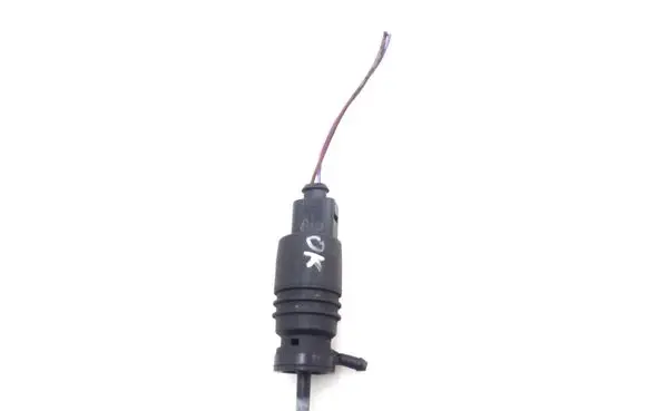 Mercedes-Benz ML W163 Windscreen/windshield washer pump A2108690821