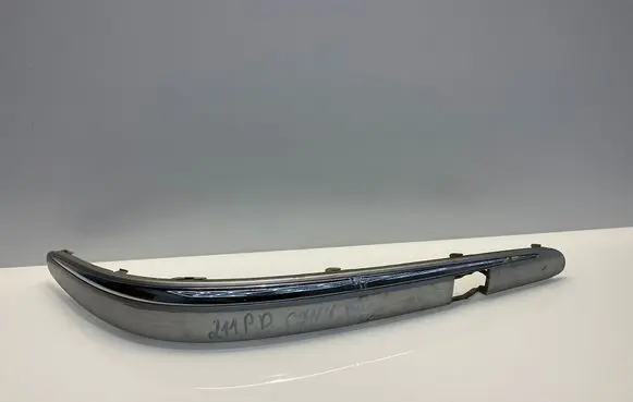 Mercedes-Benz E W211 Front bumper splitter molding A2118850612 2118850612