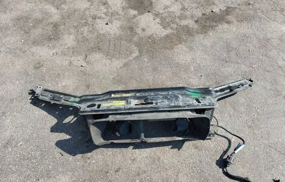 Volvo V70 Top upper radiator support slam panel 