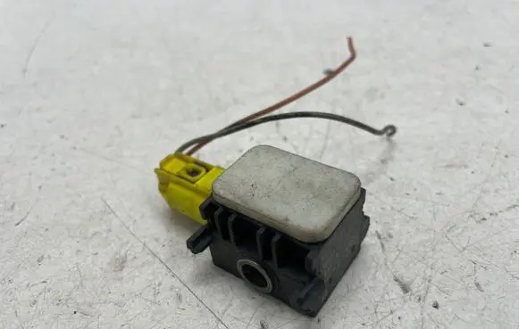Mercedes-Benz R W251 Airbag deployment crash/impact sensor A0038202826