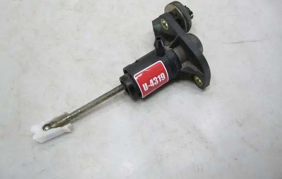 Audi A4 S4 B6 8E 8H Clutch master cylinder 8E1721401L