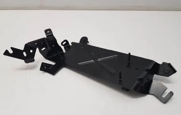 Renault Captur II Other engine bay part 237146784R