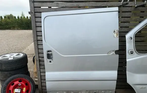 Opel Vivaro Side sliding door