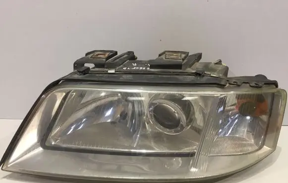 Audi A6 S6 C5 4B Headlight/headlamp 14846500