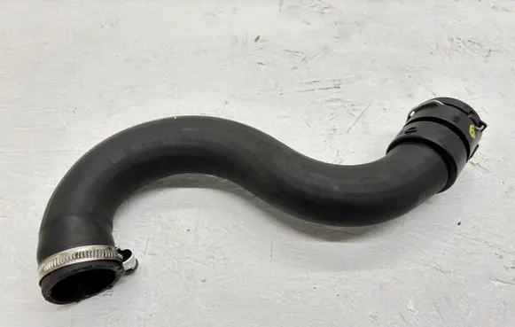 Volvo S80 Engine coolant pipe/hose 6G918260JB