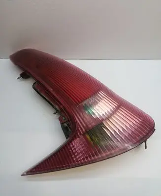 Peugeot 206 Rear/tail lights