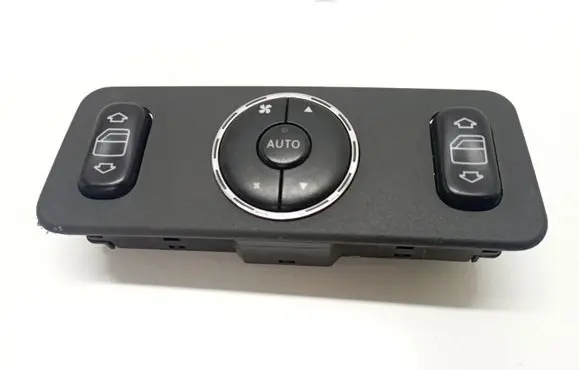 Mercedes-Benz ML W163 Electric window control switch A1638200326