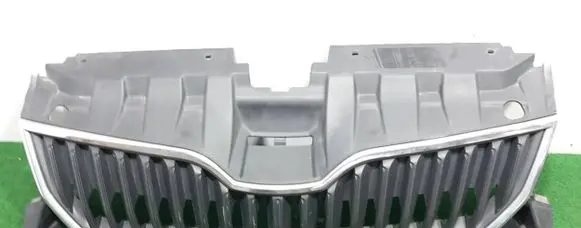 Skoda Fabia Mk3 (NJ) Front bumper upper radiator grill 6V0853653 3200201128