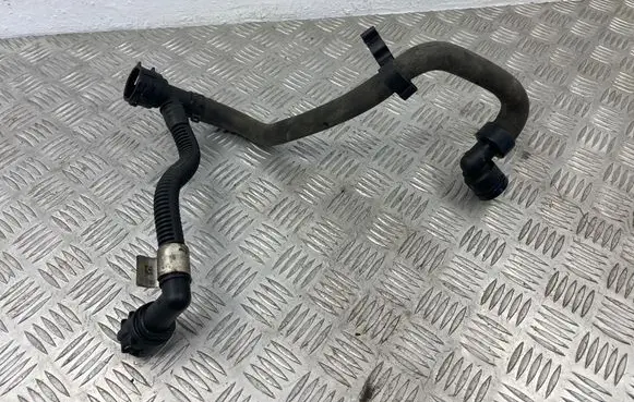 Opel Insignia A Engine coolant pipe/hose 55579265