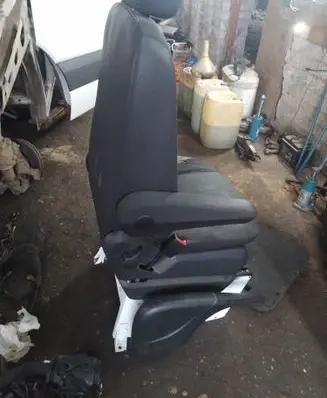 Mercedes-Benz Sprinter W906 Front driver seat 