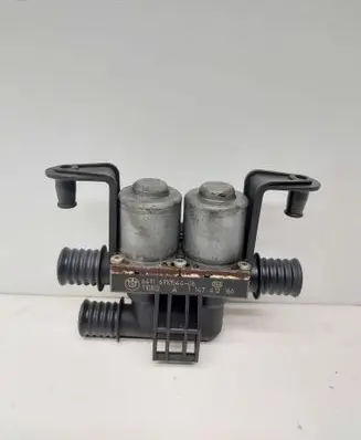 BMW X5 E70 Coolant heater control valve 6910544 1147412166