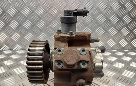 Volvo C30 Fuel injection high pressure pump 0445010102 9683703780 0928400607