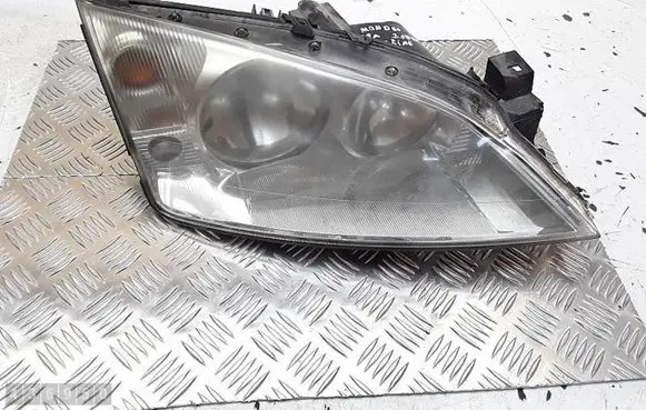 Ford Mondeo Mk III Headlight/headlamp 1S7113005AK