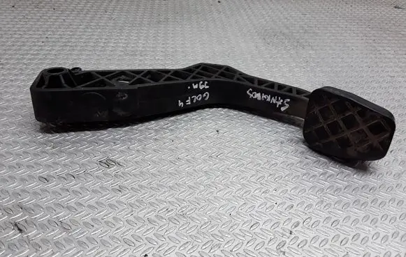 Clutch pedal