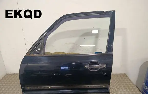 Mitsubishi Pajero Front door 