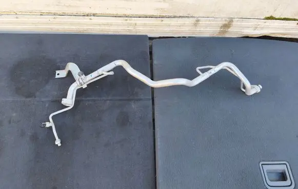 Nissan Qashqai Air conditioning (A/C) pipe/hose 924464EB0A