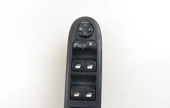 Citroen C5 Electric window control switch 96599975XT