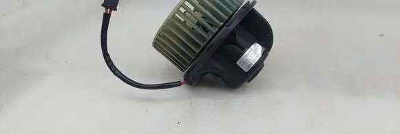 Audi 80 90 S2 B4 Heater fan/blower 893819021 3137020009