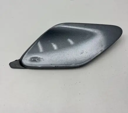 Volvo XC60 Front tow hook cap/cover 31425093