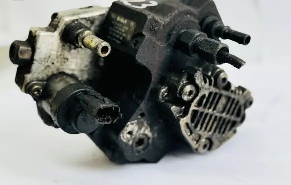 Citroen C3 Fuel injection high pressure pump 0445010089 9651844380