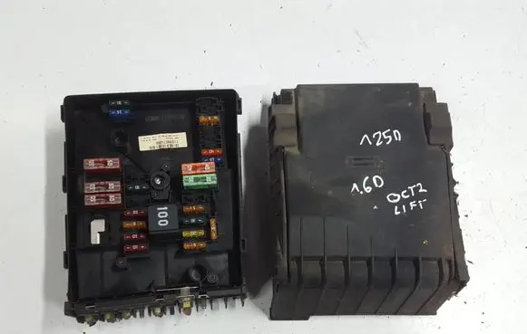 Skoda Octavia Mk2 (1Z) Fuse box set 1K0937125DXXX 1K0937125D