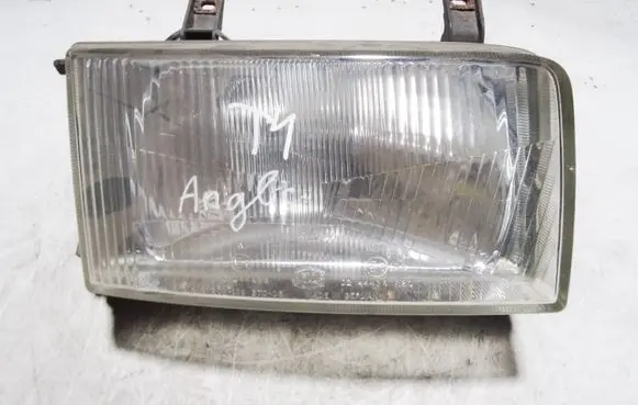 Volkswagen Transporter - Caravelle T4 Headlight/headlamp 7R0144438