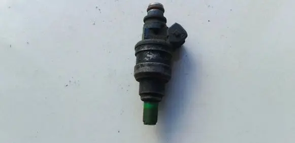 Mitsubishi Galant Eterna Fuel injector INP052 INP-052