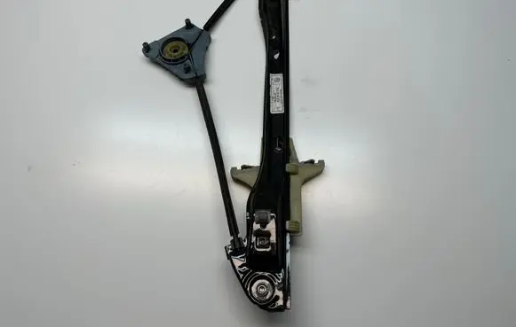 Volkswagen Amarok Rear door window regulator with motor 2H7839402J 121435 07052019