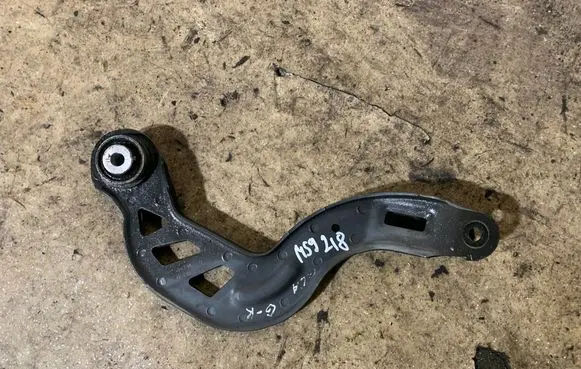 Rear upper control arm/wishbone