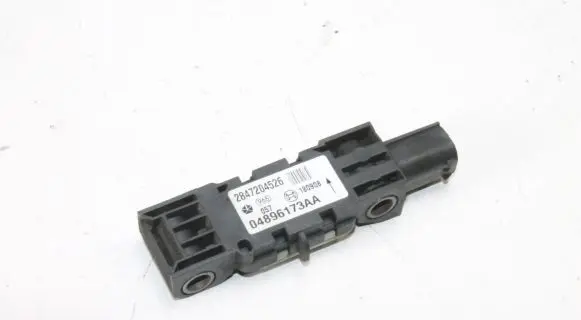 Chrysler 300 - 300C Other devices 04896173AA