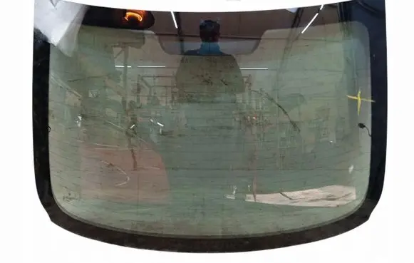 BMW M5 Rear windscreen/windshield window 