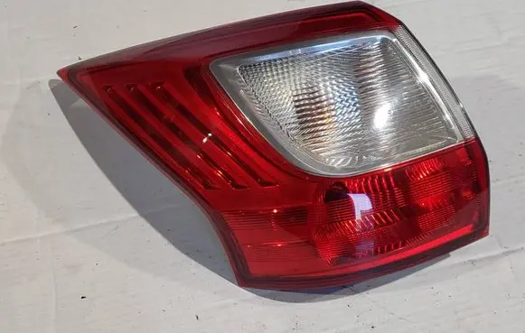 Ford C-MAX II Rear/tail lights AM5113405AD 89500986