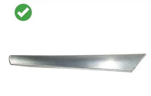 Mercedes-Benz C W203 Front door card panel trim A2037201922 P0104865