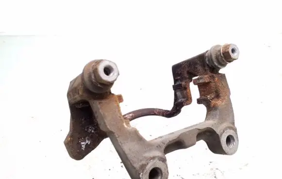 Volkswagen PASSAT B7 Brake caliper pad carrier rear 0108A