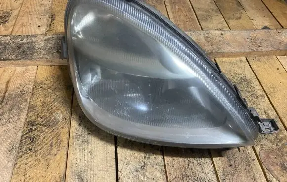 Mercedes-Benz A W168 Headlight/headlamp a1688201861 1688201861