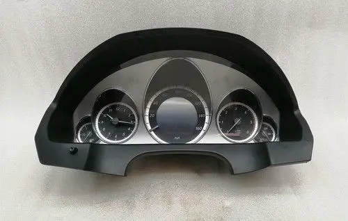 Mercedes-Benz E C207 W207 Speedometer (instrument cluster) A2129002010