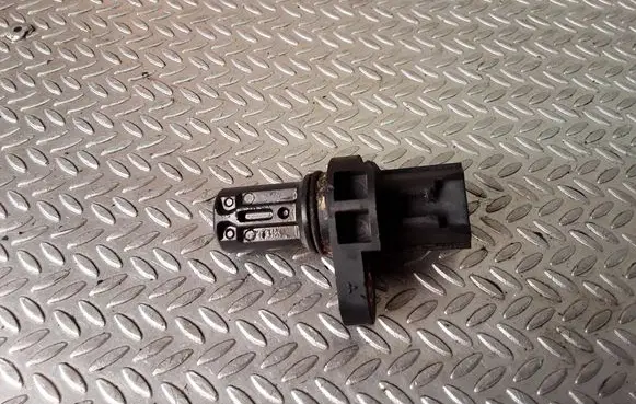 Mitsubishi Colt Crankshaft position sensor MR985041