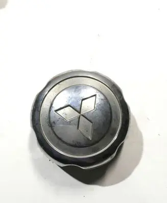 Mitsubishi Pajero Sport I Original wheel cap 085618BM